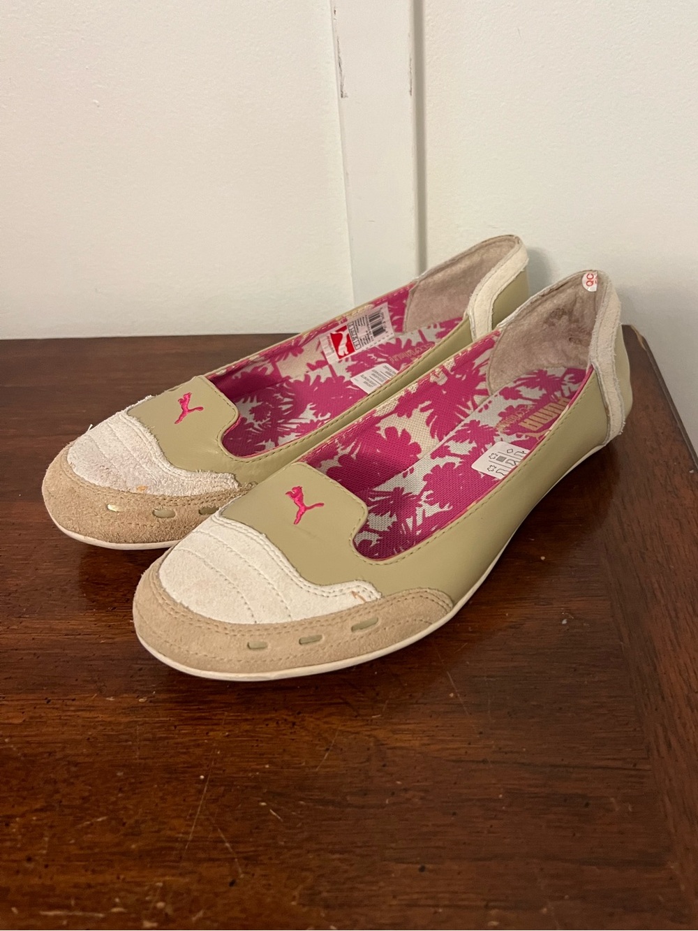Puma Beige and Pink Floral-Lined Slip-On Flats size 7.5
